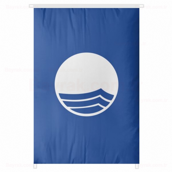 Mavi Deniz Bina Boyu Bayrak