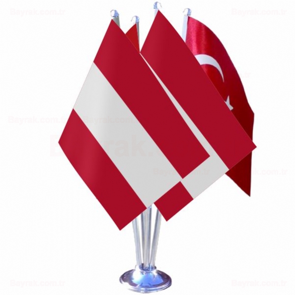Avusturya 4 l Masa Bayrak
