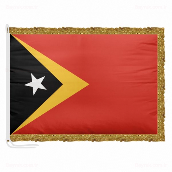 Dou Timor Saten Makam Bayrak