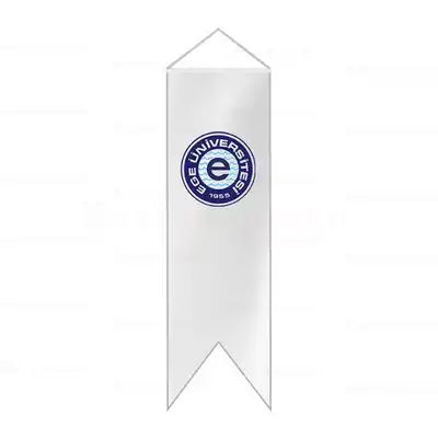 Ege Üniversitesi Kırlangıç Bayraklar