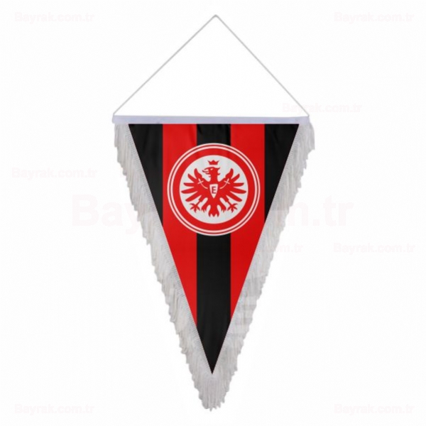 Eintracht Frankfurt gen Saakl Bayrak