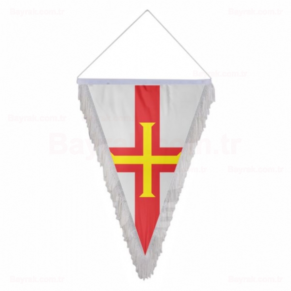 Guernsey Üçgen Saçaklı Bayrak