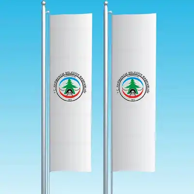 Harmancık Belediyesi Dikey Çekilen Bayraklar