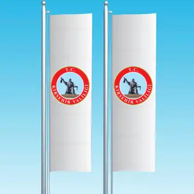 Kırşehir Valiliği Dikey Çekilen Bayraklar