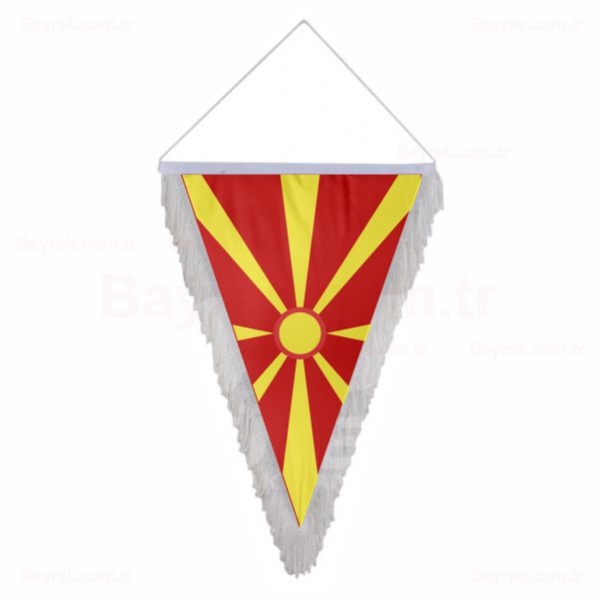 Makedonya Üçgen Saçaklı Bayrak
