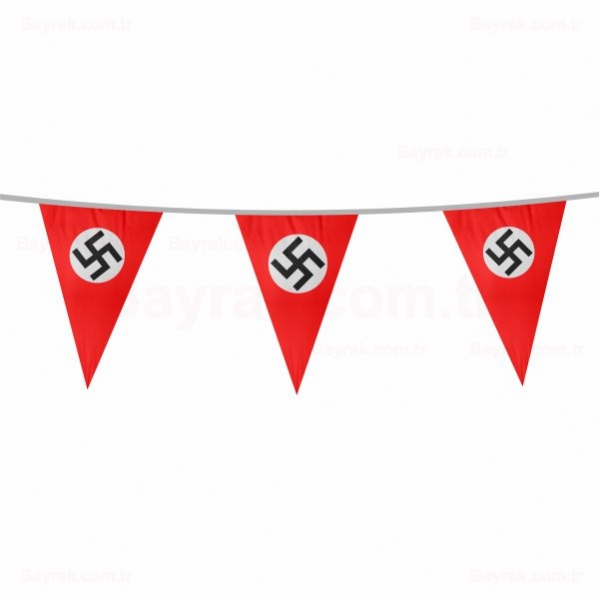 Nazi Almanyası Üçgen Bayrak