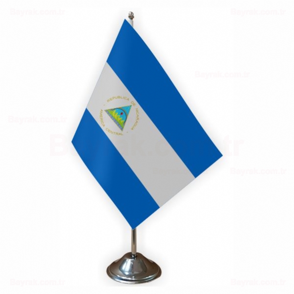 Nikaragua Tekli Masa Bayrak