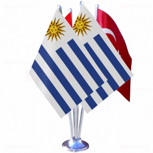 Uruguay 4 l Masa Bayrak