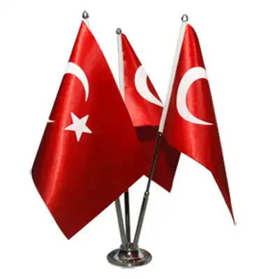 Üçlü Türk Masa Bayrak Takımı